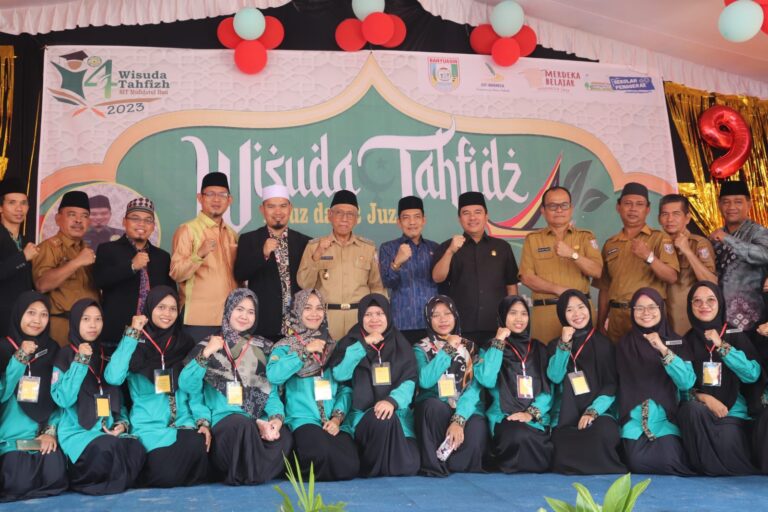 Hadiri Wisuda 67 Santri SIT Mufidatul Ilmi, Ini Harapan Wabup Slamet