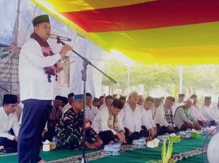 Bupati dan Wabup Pamitan dengan Masyarakat Saleh Mulya