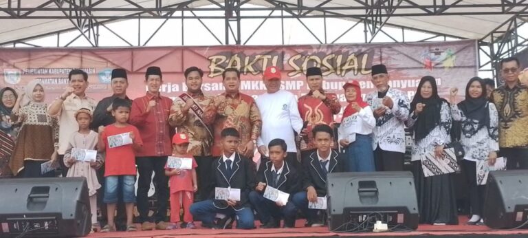 Bupati Askolani Harapkan Peran Guru Bisa Membangun Karakter Anak Didik