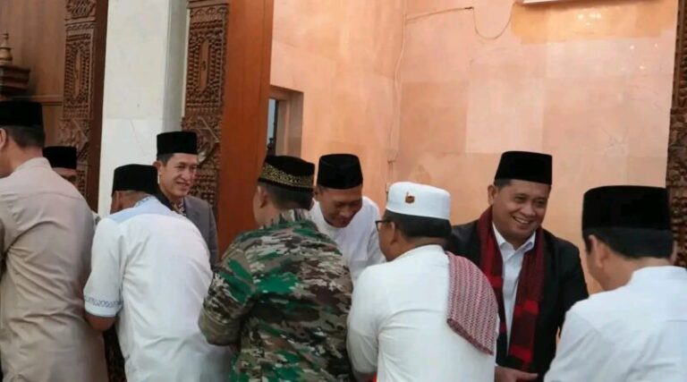 Bupati Askolani Gelar Open House