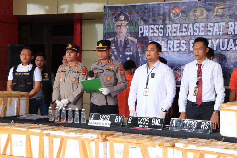 Polres Banyuasin Gagalkan Penyelundupan Benih Lobster Senilai Rp 19 Miliar