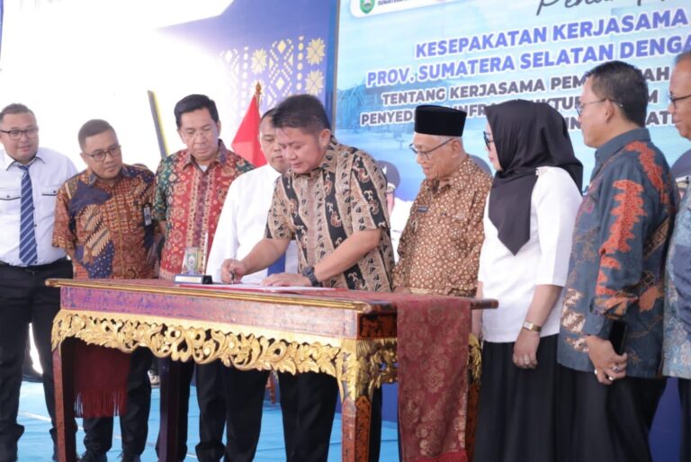 Warga Center Park Residence Tanah Mas Segera Teraliri Air Bersih