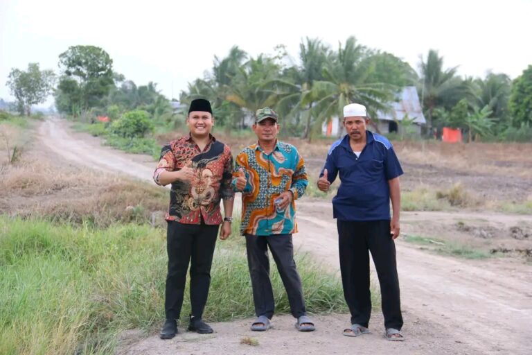 Wakil Ketua II DPRD Banyuasin Temu Tokoh Desa Rimau Sungsang hingga Tinjau Pembangunan Sekolah dan Rencana Pembangunan Jembatan