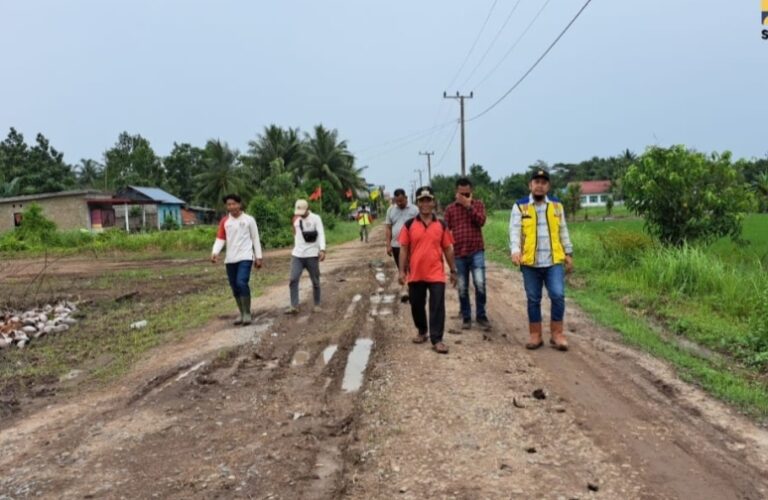 Jalan Rusak di Muara Sugihan Akan Ditanggulangi dengan Batu Agregat, Komitmen Pj Bupati Lakukan Pemerataan Pembangunan