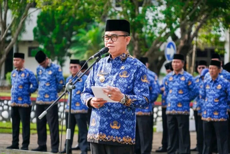 Pj Bupati Ingatkan Pegawai  fokus Kerja dan tingkatkan Kinerja Tahun 2024