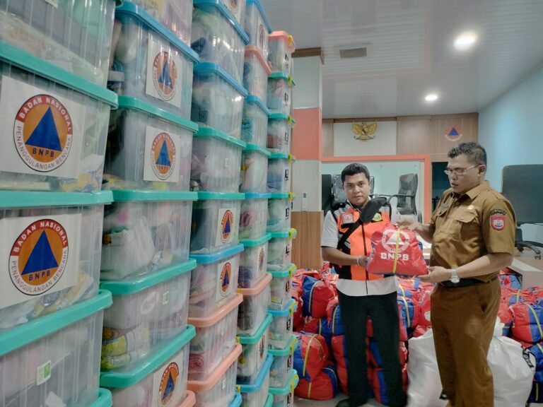 Ribuan Paket Bantuan Siap Digelontorkan untuk Korban Banjir Rantau Bayur