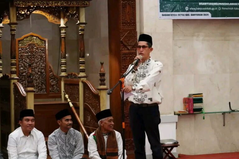 Ketua DPRD Banyuasin Ikuti Penutupan Safari Ramadhan di Masjid Al Amir