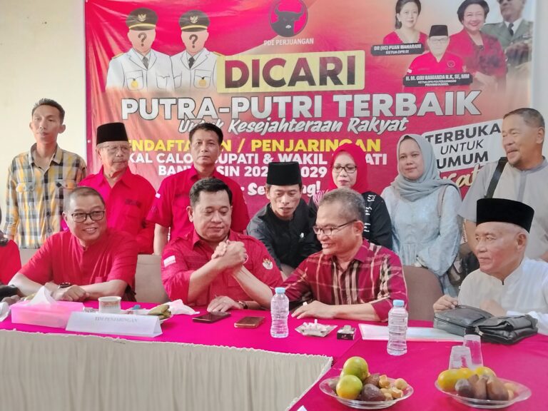 Ardi Arfani Sudah Pakai Seragam Merah,Sinyal Kuat Duet Askolani-Ardi Arfani?