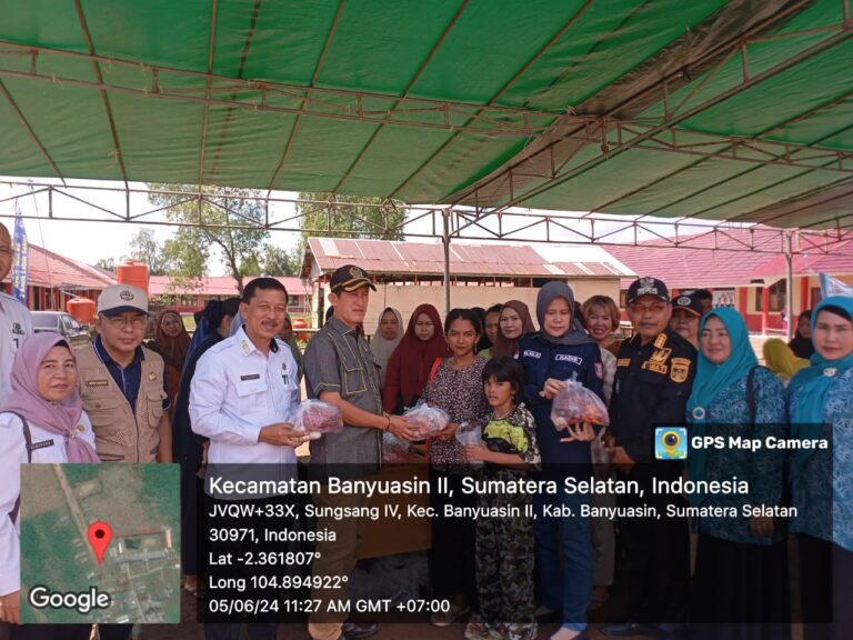 Pasar Murah Pemkab Banyuasin Diserbu Warga Sungsang