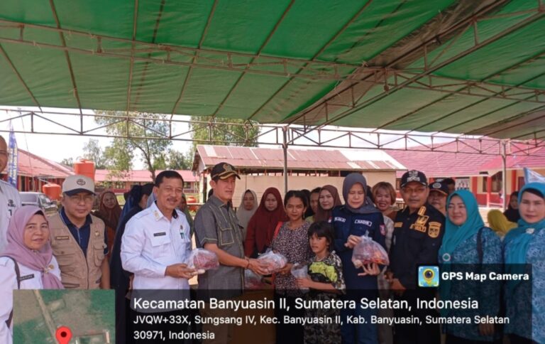 Ketua DPRD Banyuasin Pantau Pasar Murah di Sungsang, Apresiasi Upaya Pemkab Bantu Masyarakat