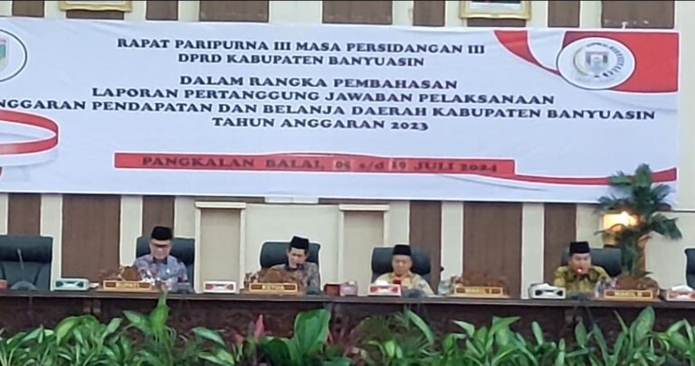 DPRD Banyuasin Dengarkan Jawaban Bupati Atas Pandangan Fraksi : Komitmen Membangun Banyuasin Semakin Maju
