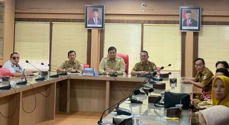 Banyuasin Bersinergi Kendalikan Inflasi: Rakor Mingguan Bersama Forkopimda