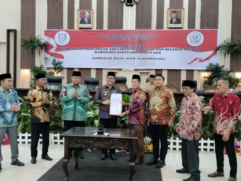 DPRD dan Bupati Banyuasin Sahkan RAPBD 2025