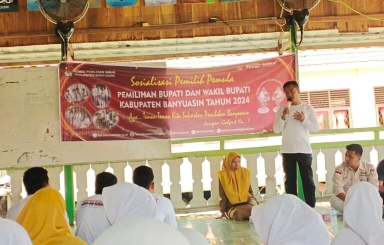 KPU Banyuasin Sosialisasi Pemilih Pemula di SMAN 1 Banyuasin II, Disambut Antusias!