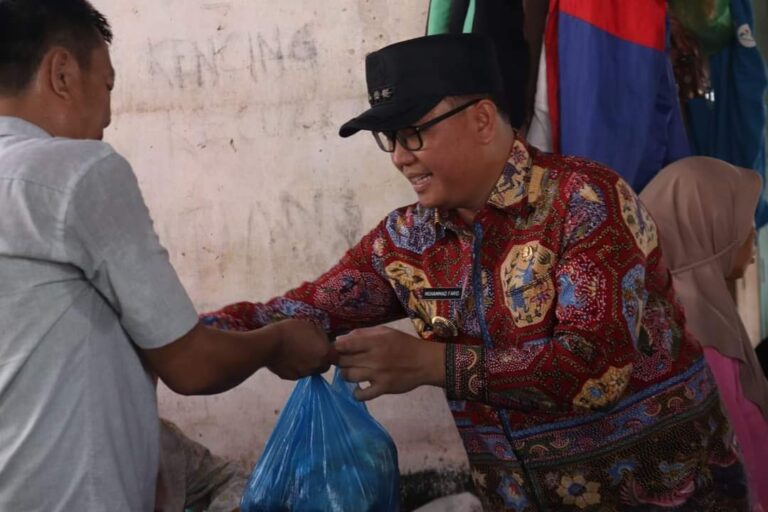 Pj. Bupati Banyuasin Sidak Pasar Sukamoro