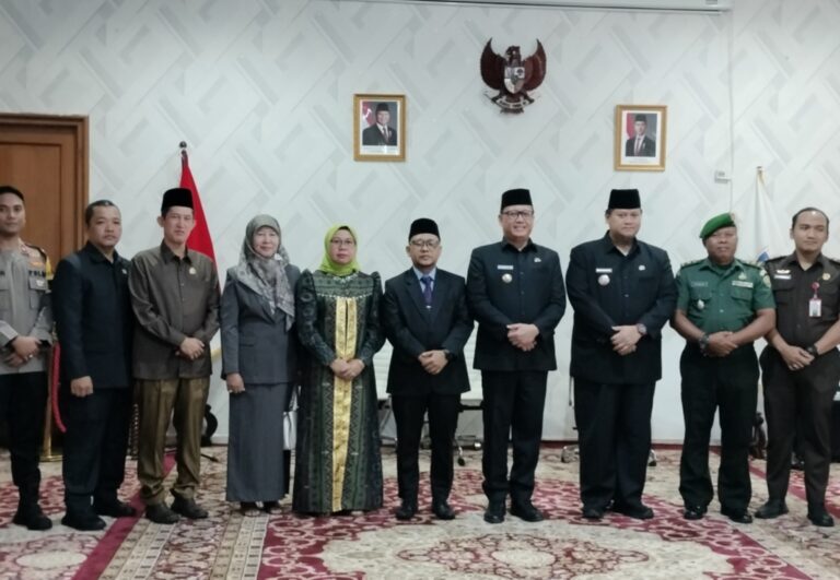 Dewan Ucapkan Selamat kepada Direktur Baru PDAM Tirta Betuah, Tekankan Pembenahan Pelayanan!