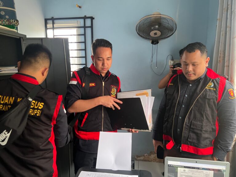 Pidsus Kejari Banyuasin Geledah UPTD Pelayanan Darat Dishub Selama Tiga Jam, Cari Tambahan Bukti Kasus Ini!