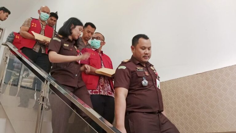 BRAVO PIDSUS! KEJARI BANYUASIN BONGKAR KORUPSI RETRIBUSI PARKIR, TIGA PEJABAT JADI TERSANGKA