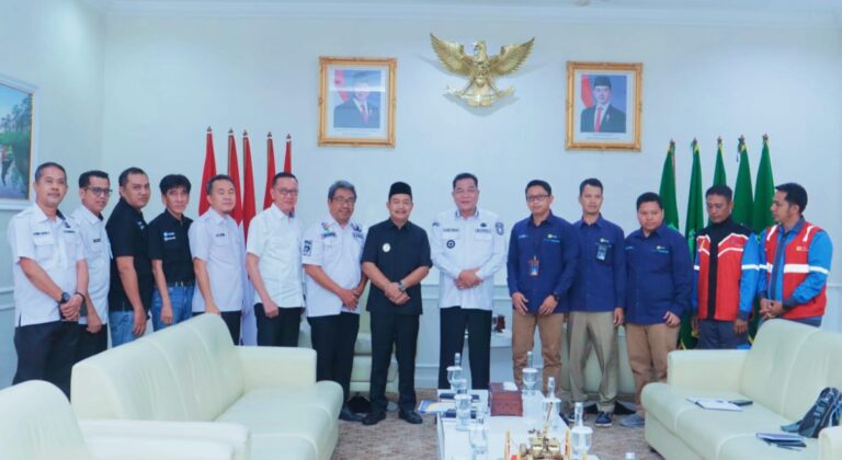 Bupati Toha Tegaskan Komitmen Pelayanan Listrik di Muba Wajib Maksimal