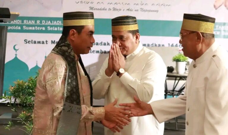 Bersama Kapolda Sumsel, Bupati Banyuasin Silahturahmi Dengan keluarga Wajo