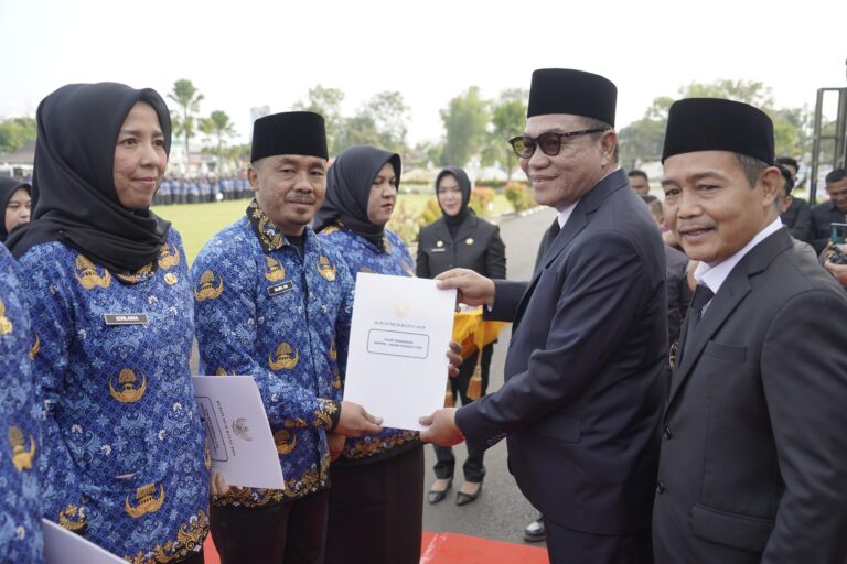 BUPATI TOHA LANTIK 2.838 PPPK DAN 151 CPNS PEMKAB MUBA