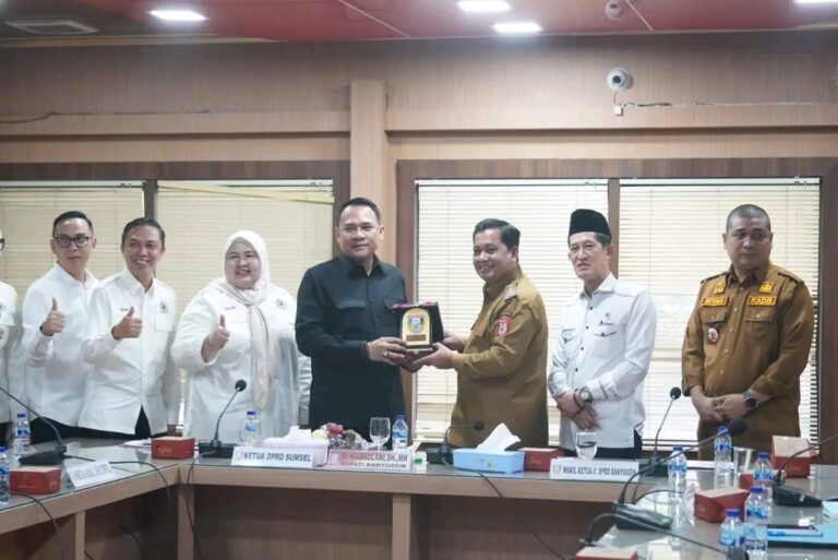 Terima Kunker Komisi I DPRD Provinsi Sumsel, Bupati Askolani Beberkan Berbagai Potensi Prioritas di Bumi Sedulang Setudung