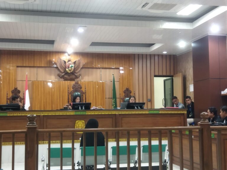 Sidang Tuntutan Ernaini Dua Kali Ditunda, Hakim Akan Surati Kejagung, Ini Respon Kuasa Hukum Titis Rahmawati