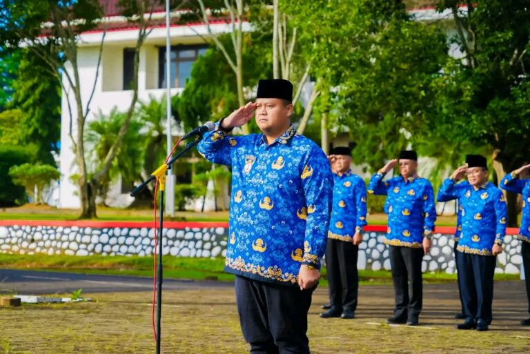 Sekda Banyuasin Pimpin Apel Gabungan Bulan Juli, Tekankan ASN Displin dan Tingkatkan Kualitas Pelayanan