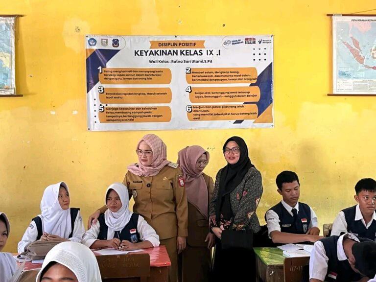 Wabup Banyuasin Netta Kunjungi SMPN 1 Dan SMPN 2 Banyuasin I