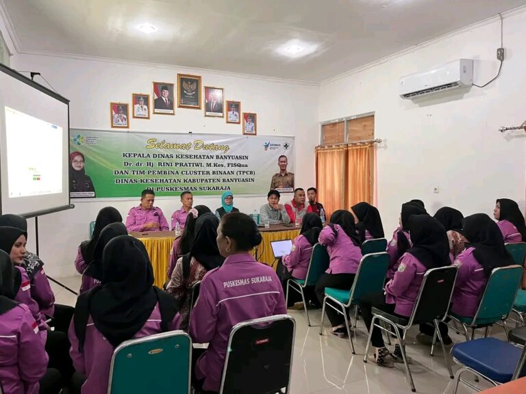KADINKES BANYUASIN TURUN LANGSUNG KE LAPANGAN: BERMALAM DI PUSKESMAS SUKARAJA & PANTAU PROGRAM “AYO SEHAT” KEMENKES RI