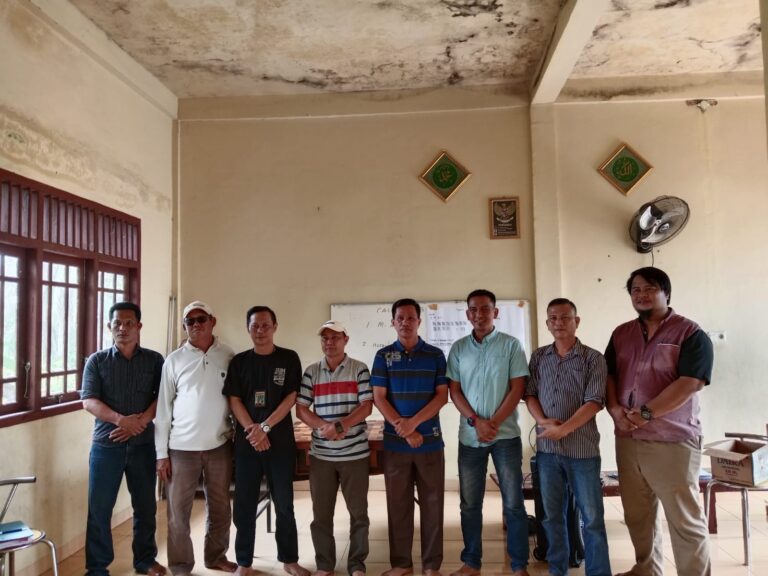 Terpilih Lagi Jadi Ketua RT 33 Balai Agung, M.Ali Emban Amanah Warga 3 Periode