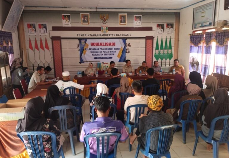 Bapenda Banyuasin Sosialisasikan Tata Cara Pelaporan Pajak Restoran di Pulau Rimau