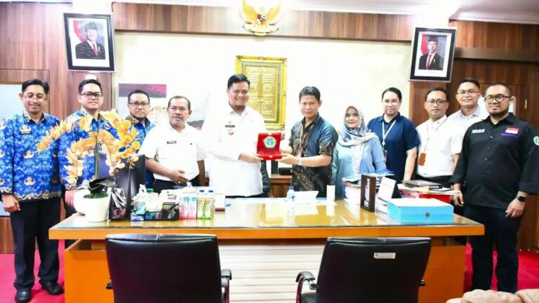 Sekda Banyuasin Sambut Baik Audiensi Unika Musi Charitas