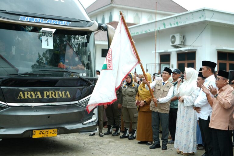 Pemkab Banyuasin Lepas 175 Calon Jamaah Haji 2026, Wabup Netta: Jaga Kesehatan dan Raih Haji Mabrur