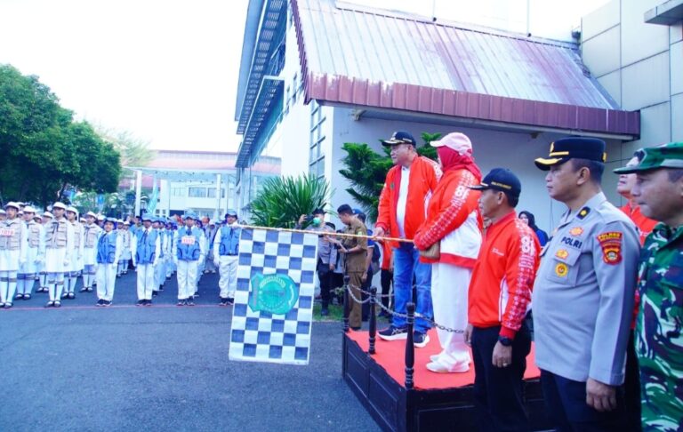 Semangat Kemerdekaan Membara, Bupati Toha Buka Lomba Baris-Berbaris HUT ke-81 RI di Muba