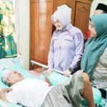 Dengarkan Kabar Warga Sakit, Wabup Netta Indian Sambangi Keluarga di Muara Padang